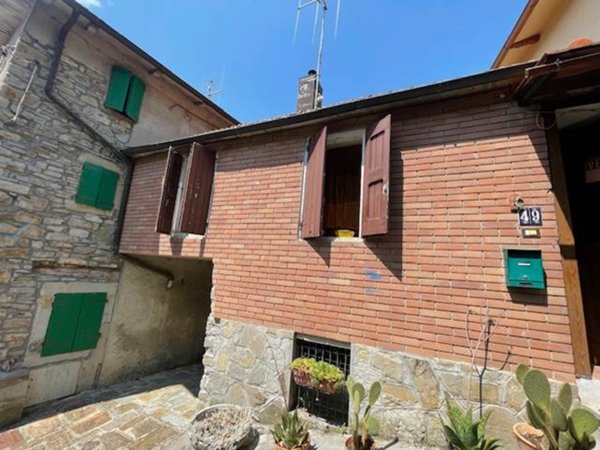 casa indipendente in vendita a San Benedetto Val di Sambro in zona Ripoli
