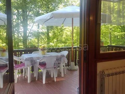 casa indipendente a San Benedetto Val di Sambro in zona Piano del Voglio