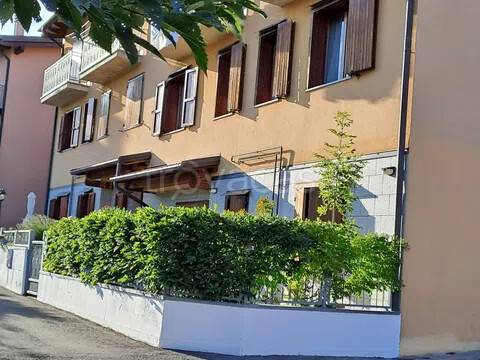 appartamento a San Benedetto Val di Sambro in zona Madonna dei Fornelli