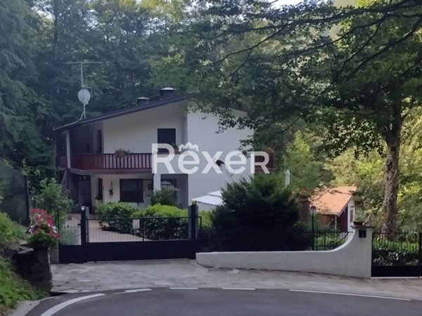 casa indipendente a San Benedetto Val di Sambro in zona Pian di Balestra