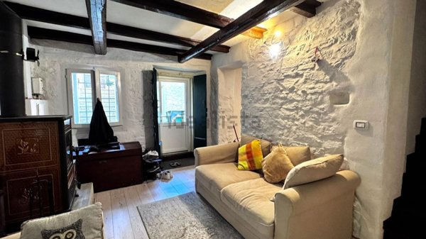 casa indipendente in vendita a San Benedetto Val di Sambro in zona Zaccanesca