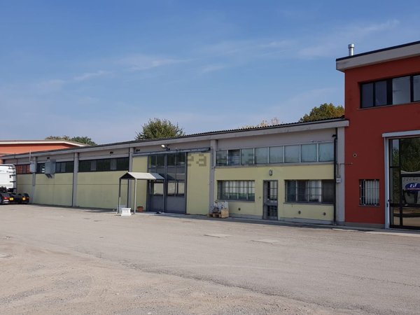 capannone in vendita a San Giorgio di Piano