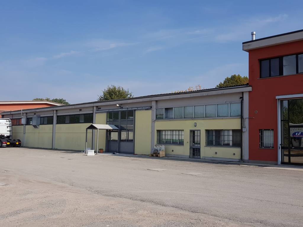 capannone in vendita a San Giorgio di Piano