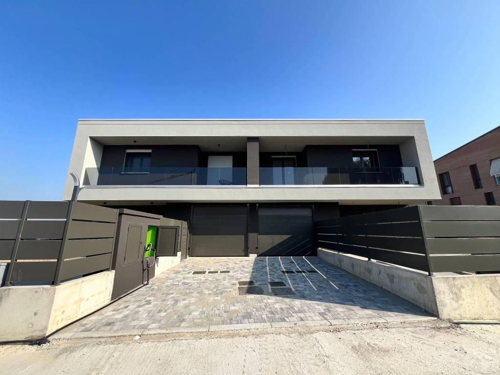 casa indipendente in vendita a San Giorgio di Piano