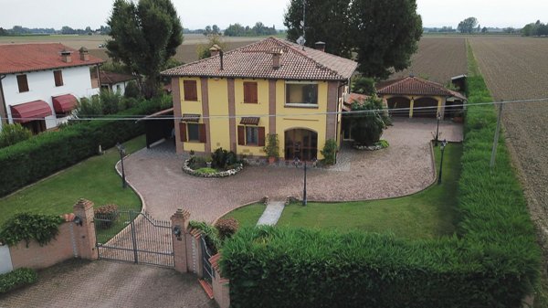 casa indipendente in vendita a San Giorgio di Piano in zona Gherghenzano
