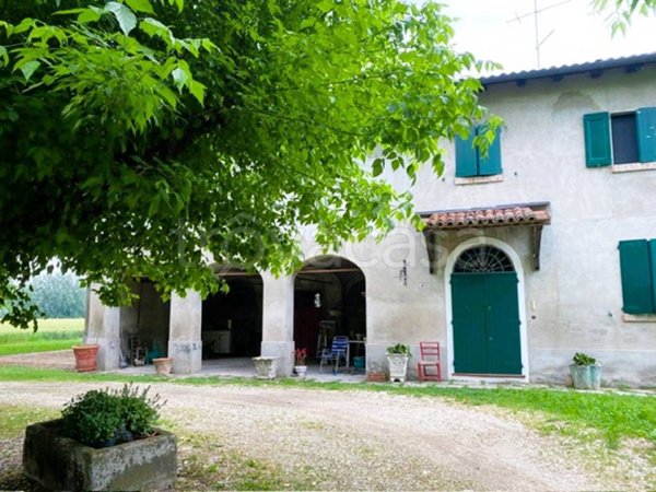 casa indipendente in vendita a San Giorgio di Piano in zona Cinquanta