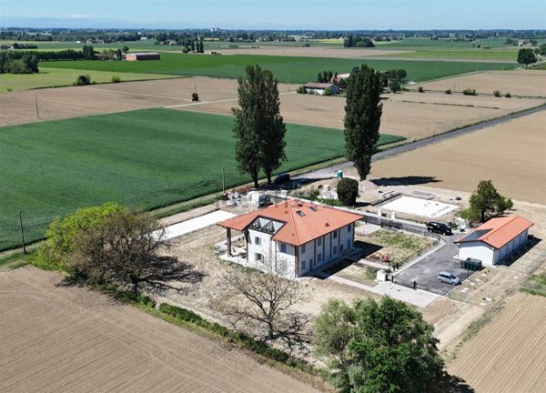 casa indipendente in vendita a San Giorgio di Piano in zona Cinquanta