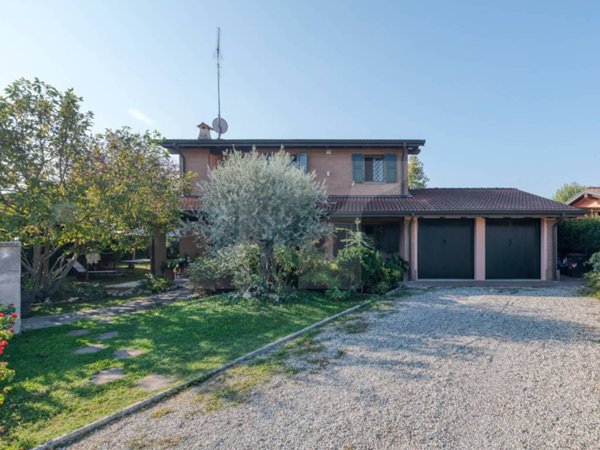 casa indipendente in vendita a San Giorgio di Piano in zona Gherghenzano