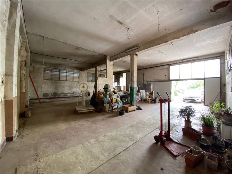 locale di sgombero in vendita a San Giovanni in Persiceto