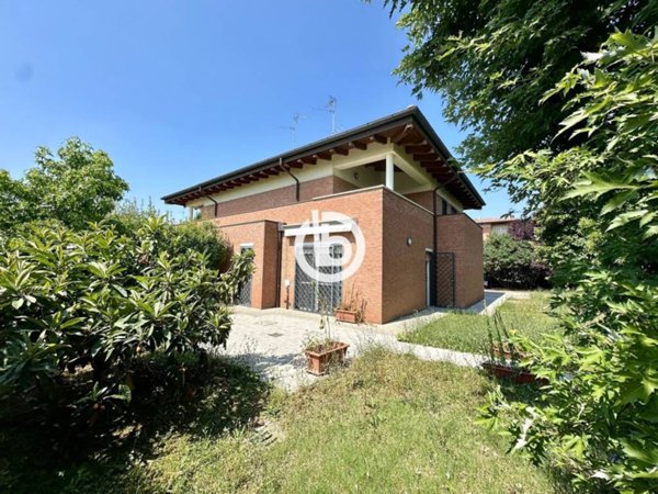 casa indipendente in vendita a San Giovanni in Persiceto in zona Decima