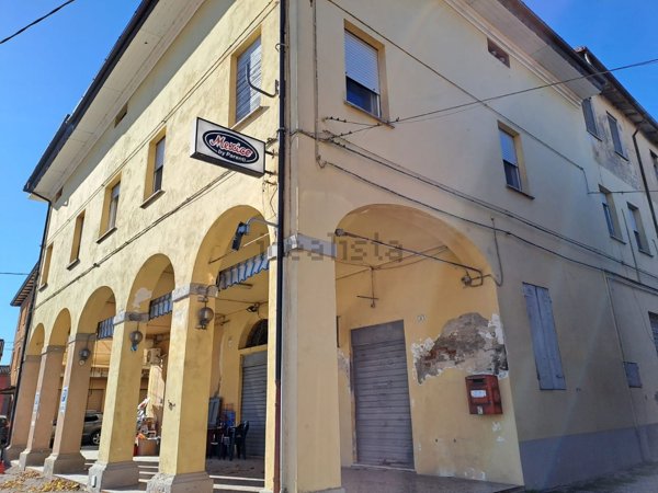 negozio in vendita a San Giovanni in Persiceto in zona Budrie