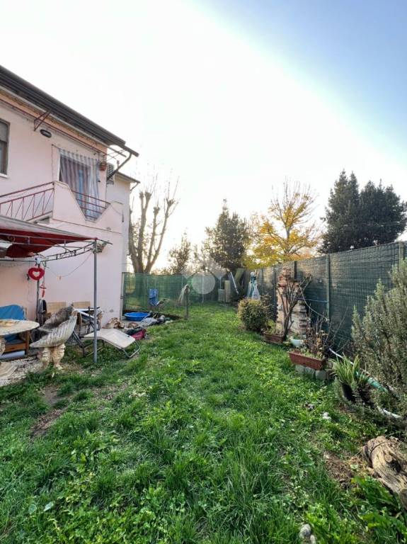 quadrivano in vendita a San Giovanni in Persiceto in zona Decima