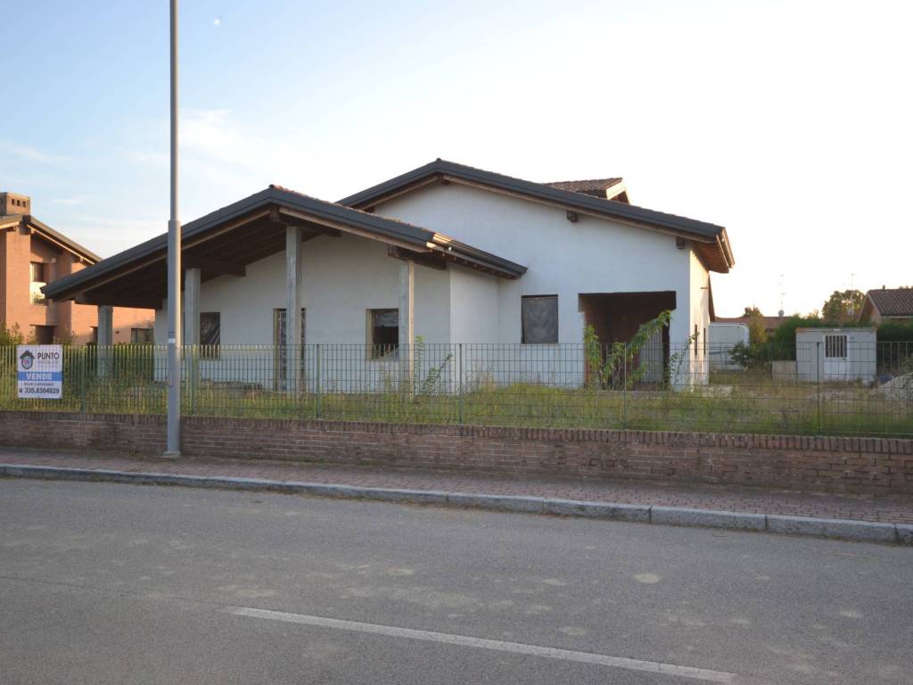 casa indipendente in vendita a San Giovanni in Persiceto in zona Decima