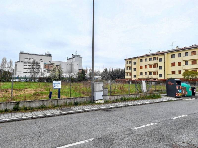 terreno edificabile in vendita a San Giovanni in Persiceto