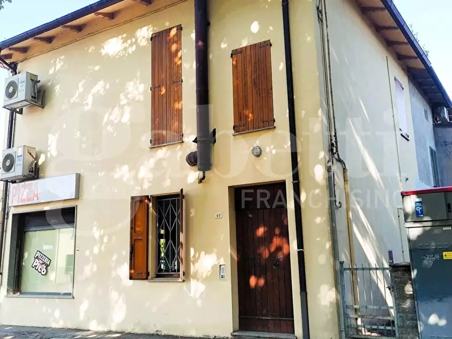 negozio in vendita a San Giovanni in Persiceto in zona Decima