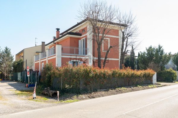 casa indipendente in vendita a San Giovanni in Persiceto in zona Budrie