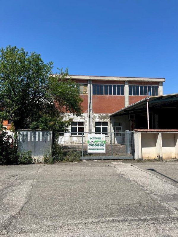 locale di sgombero in vendita a San Giovanni in Persiceto