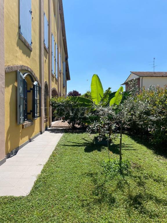 appartamento in vendita a San Giovanni in Persiceto in zona Zenerigolo