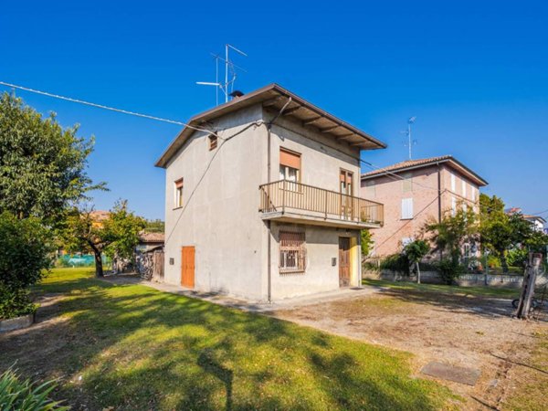 casa indipendente in vendita a San Giovanni in Persiceto in zona Decima