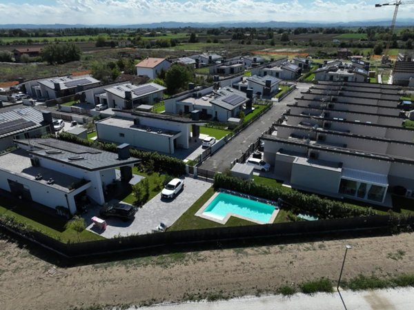 casa indipendente in vendita a San Giovanni in Persiceto