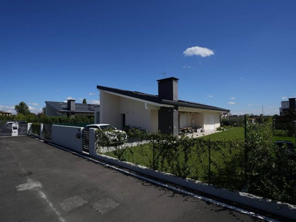 casa indipendente in vendita a San Giovanni in Persiceto