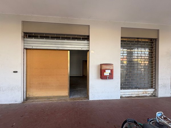locale commerciale in vendita a San Giovanni in Persiceto
