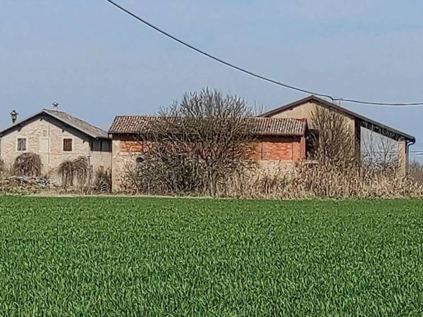 casa indipendente in vendita a San Giovanni in Persiceto in zona Lorenzatico