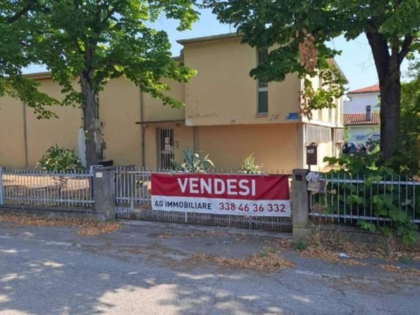 ufficio in vendita a San Giovanni in Persiceto