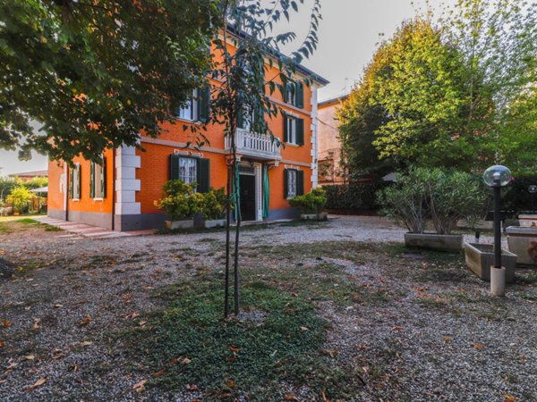 casa indipendente in vendita a San Giovanni in Persiceto in zona La Villa