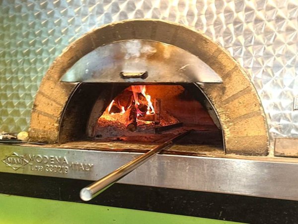 negozio in vendita a San Giovanni in Persiceto