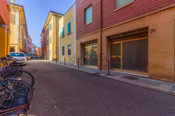 locale commerciale in vendita a San Giovanni in Persiceto