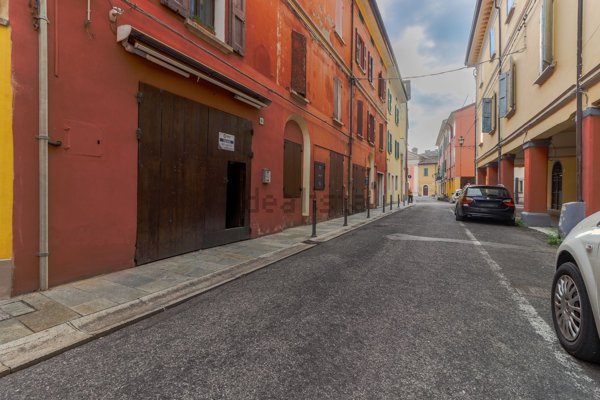 locale commerciale in vendita a San Giovanni in Persiceto