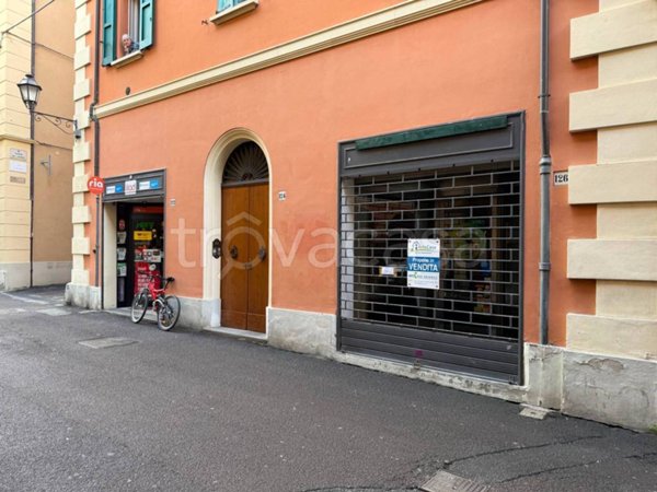 negozio in vendita a San Giovanni in Persiceto
