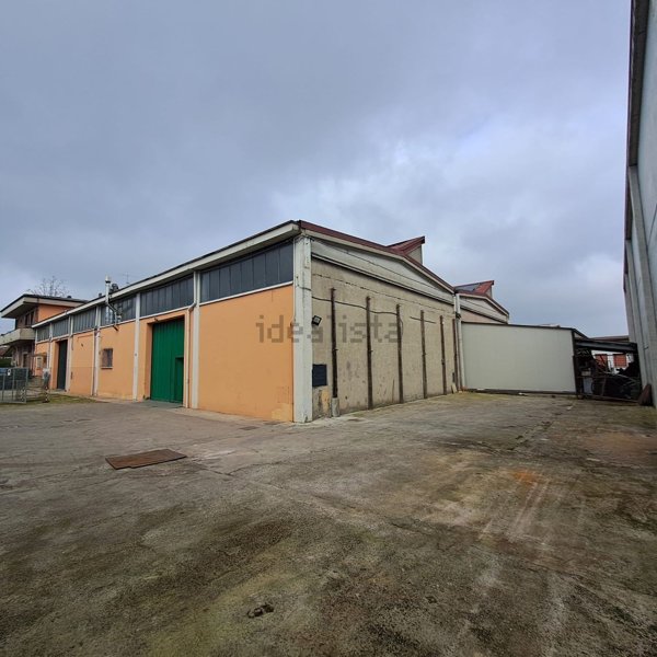 ufficio in vendita a San Giovanni in Persiceto in zona Decima