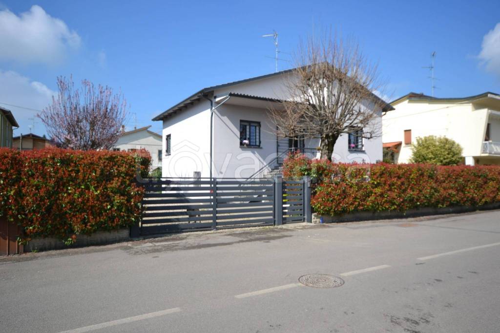 casa indipendente in vendita a San Giovanni in Persiceto in zona Decima