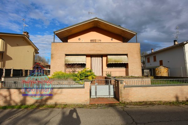 casa indipendente in vendita a San Giovanni in Persiceto in zona Decima