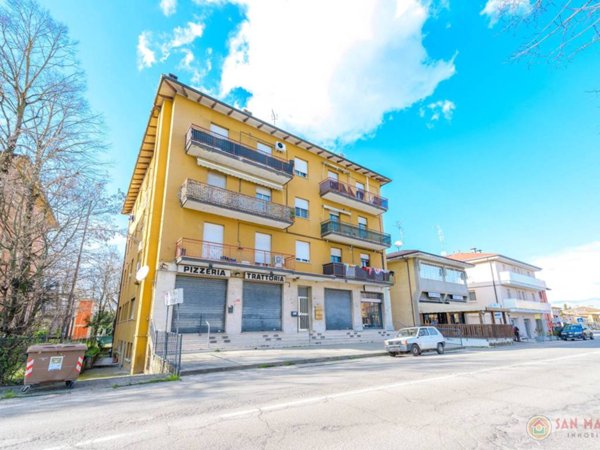 negozio in vendita a San Giovanni in Persiceto in zona Decima