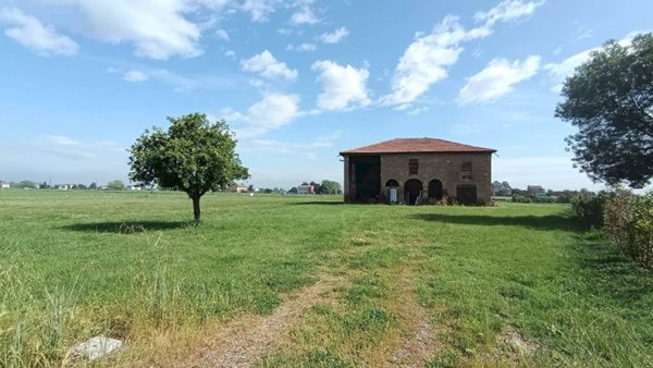 casale in vendita a San Giovanni in Persiceto