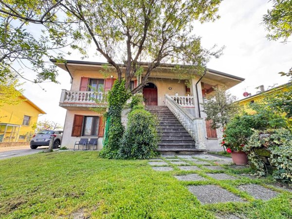 casa indipendente in vendita a San Giovanni in Persiceto in zona Arginone