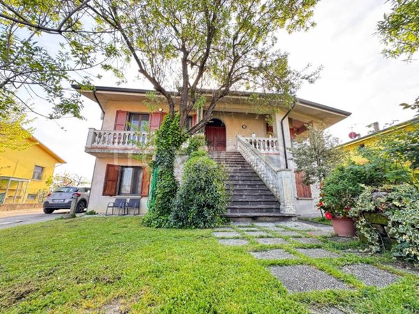 casa indipendente in vendita a San Giovanni in Persiceto in zona Decima
