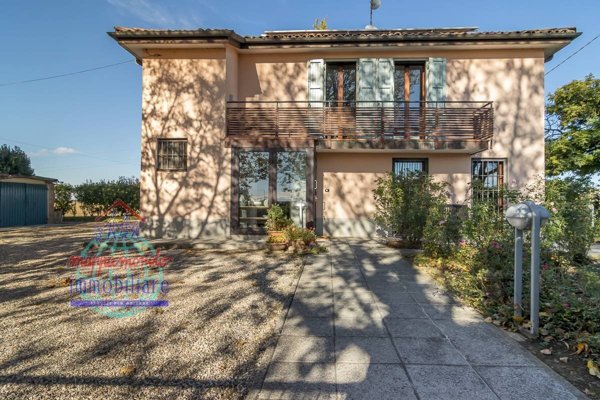 casa indipendente in vendita a San Giovanni in Persiceto in zona La Villa