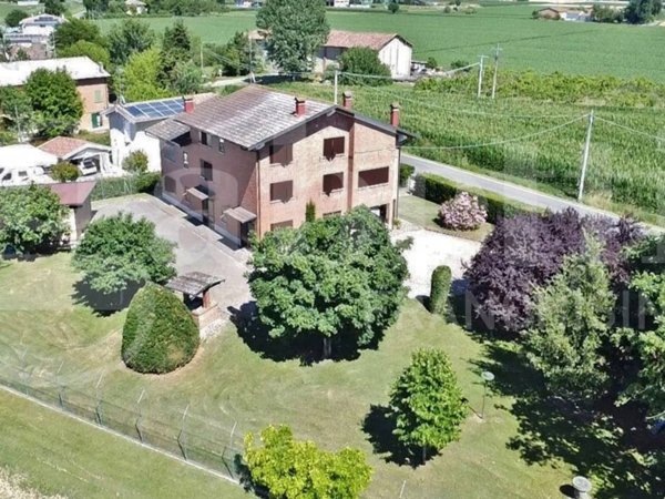 casa indipendente in vendita a San Giovanni in Persiceto in zona Biancolina