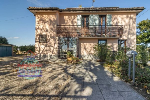 casa indipendente in vendita a San Giovanni in Persiceto in zona La Città