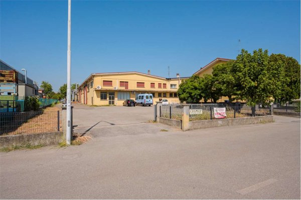 appartamento in vendita a San Giovanni in Persiceto in zona Decima