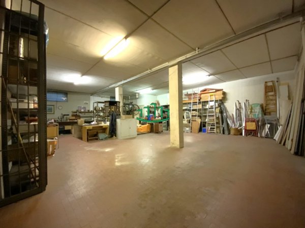 locale di sgombero in vendita a San Lazzaro di Savena