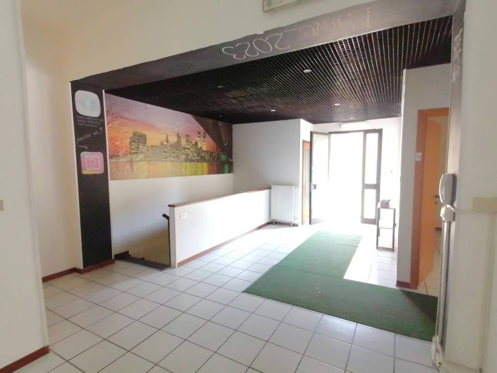 ufficio in vendita a San Lazzaro di Savena