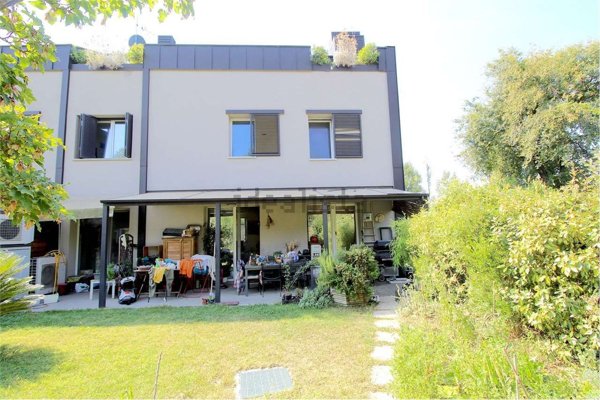 casa indipendente in vendita a San Lazzaro di Savena