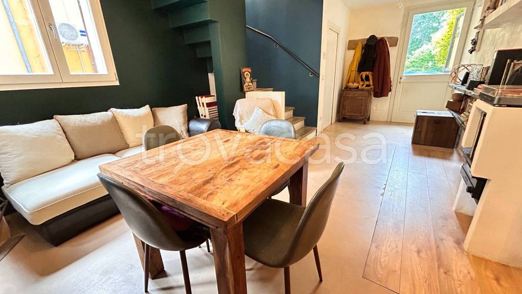 casa indipendente in vendita a San Lazzaro di Savena in zona Castel dei Britti