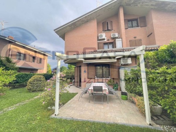casa indipendente in vendita a San Lazzaro di Savena in zona Idice