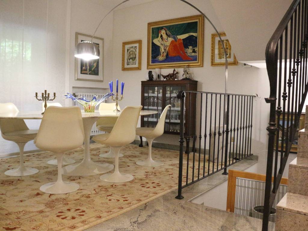 casa indipendente a San Lazzaro di Savena in zona Martiri di Pizzocalvo